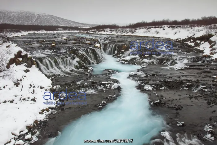  : Bruarfoss Waterfall winter