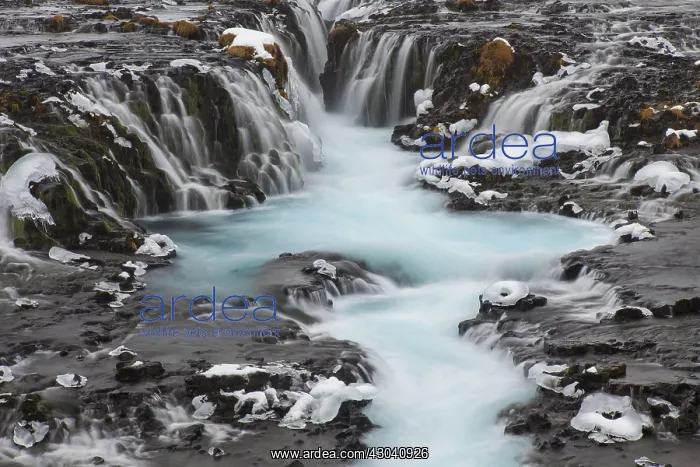  : Bruarfoss Waterfall winter