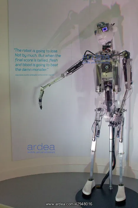 : BT robot - Futureworld Goonhilly : BT robot - Futureworld Goonhilly