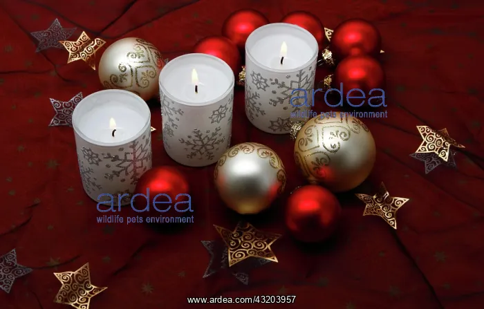 : Burning candles, Christmas decoration with baubles : Burning candles, Christmas decoration with baubles