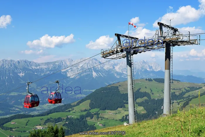 : Cable car from Snll to the Hohe Salve, Hopfgarten : Cable car from Snll to the Hohe Salve, Hopfgarten