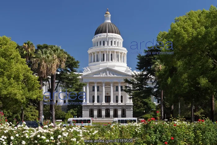 : California State Capitol, seat of the legislature : California State Capitol, seat of the legislature