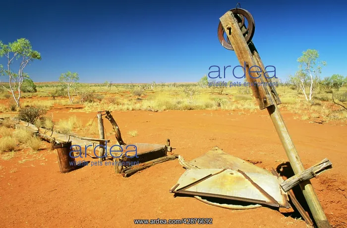 : Well on the Canning Stock Route Little Sandy Desert : Well on the Canning Stock Route Little Sandy Desert