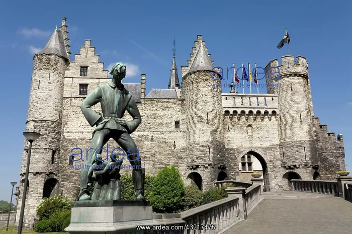 : Castle Steen, sculpture Lange Wapper, Antwerp, Belgium : Castle Steen, sculpture Lange Wapper, Antwerp, Belgium