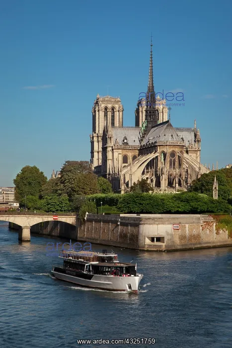 : Cathedral Notre Dame along the banks of : Cathedral Notre Dame along the banks of