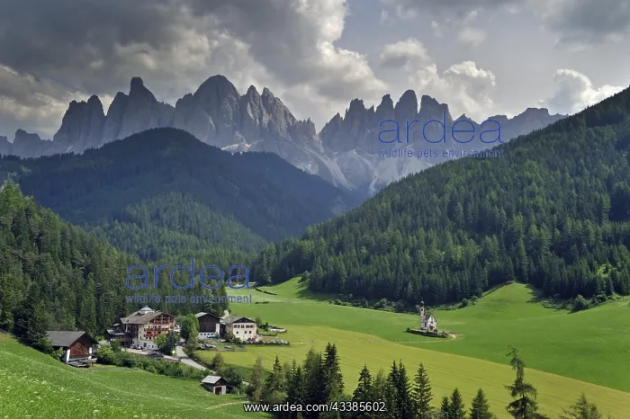 : The chapel Sankt Johann at Val di Funes, Villnnsstal : The chapel Sankt Johann at Val di Funes, Villnnsstal