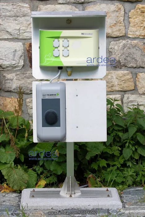: Charging station : Charging station