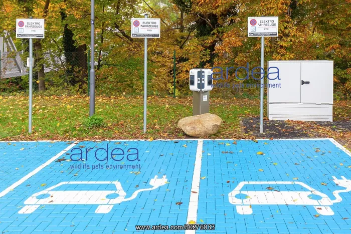 : Charging station : Charging station