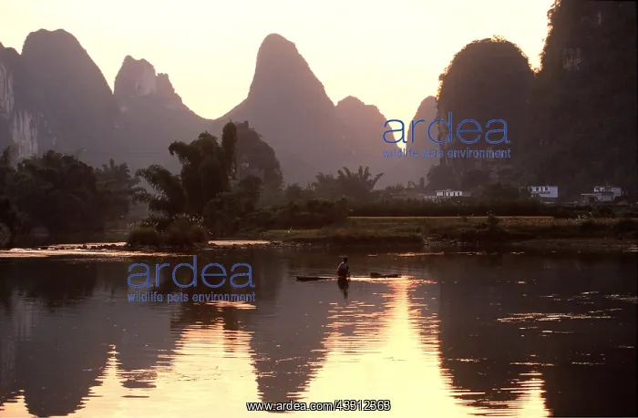 : CHINA - Yangshuo and Li River : CHINA - Yangshuo and Li River