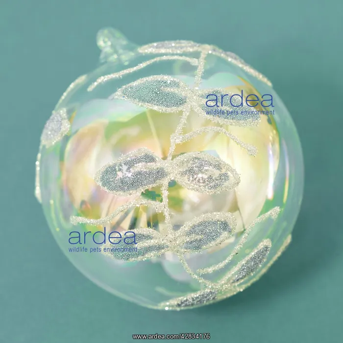  : Christmas Bauble