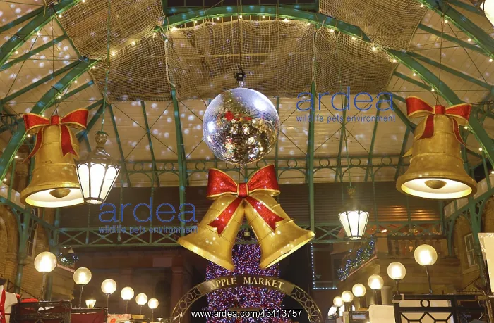 : Christmas Decorations in Covent Garden, London, England : Christmas Decorations in Covent Garden, London, England