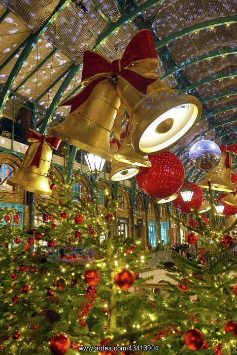 : Christmas Decorations in Covent Garden, London, England : Christmas Decorations in Covent Garden, London, England