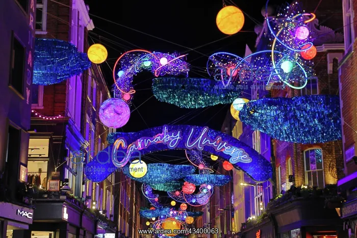 : Christmas Lights in London 2023 : Christmas Lights in London 2023