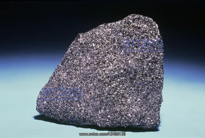 : Chromite from Nye, Montana : Chromite from Nye, Montana