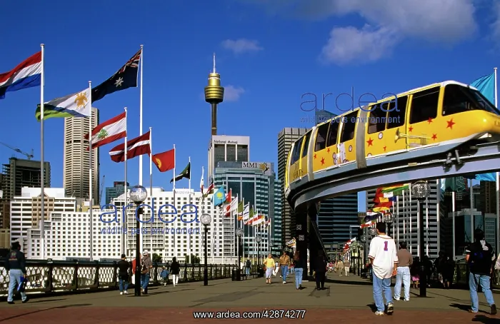 : City and monorail from bridge to Darling Harbour Sydney : City and monorail from bridge to Darling Harbour Sydney