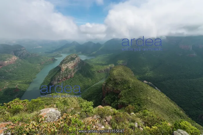 : Cloudy Blyde River Canyon landscape at sunrise : Cloudy Blyde River Canyon landscape at sunrise