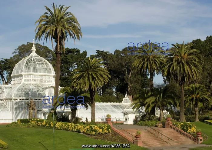 : Conservatory - Greenhouse of flowers, based on : Conservatory - Greenhouse of flowers, based on