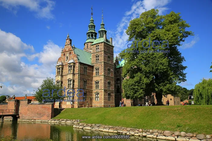 : Copenhagen, Denmark. Rosenborg Castle and moat : Copenhagen, Denmark. Rosenborg Castle and moat