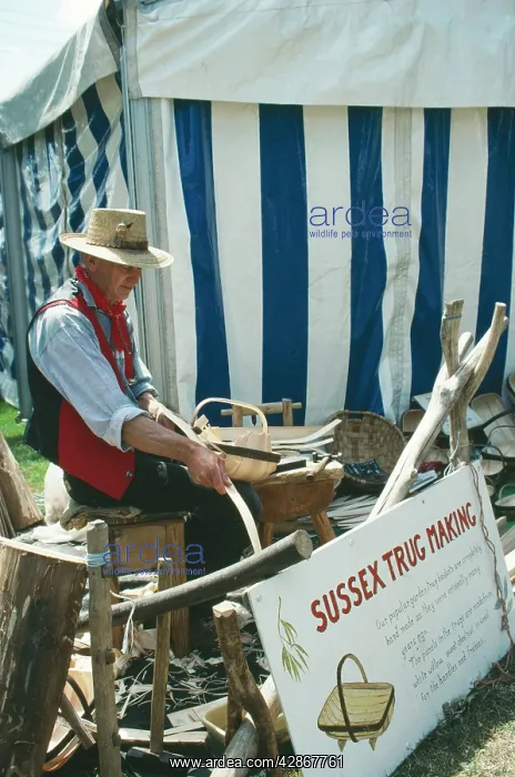 : Crafts - Trug basket maker