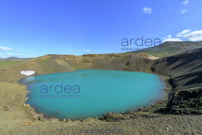 : Crater Lake Viti, Krafla, SktustaEir, NorEurland : Crater Lake Viti, Krafla, SktustaEir, NorEurland
