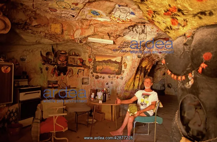 : 'Crocodile HarryI in his dugout Coober Pedy : 'Crocodile HarryI in his dugout Coober Pedy