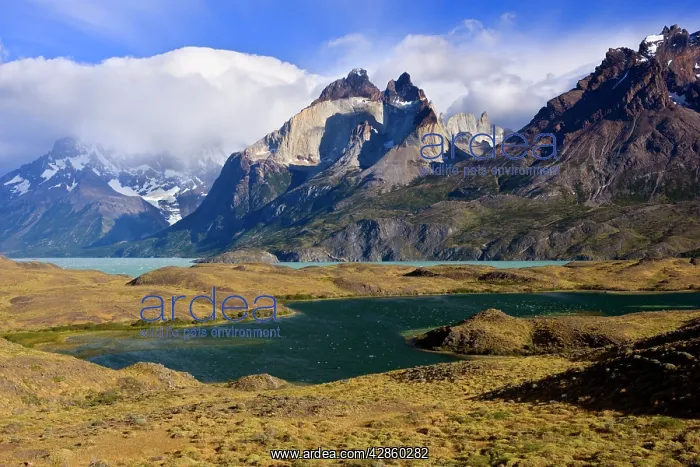 : Cuernos del Paine - mountain scenery encompassing : Cuernos del Paine - mountain scenery encompassing