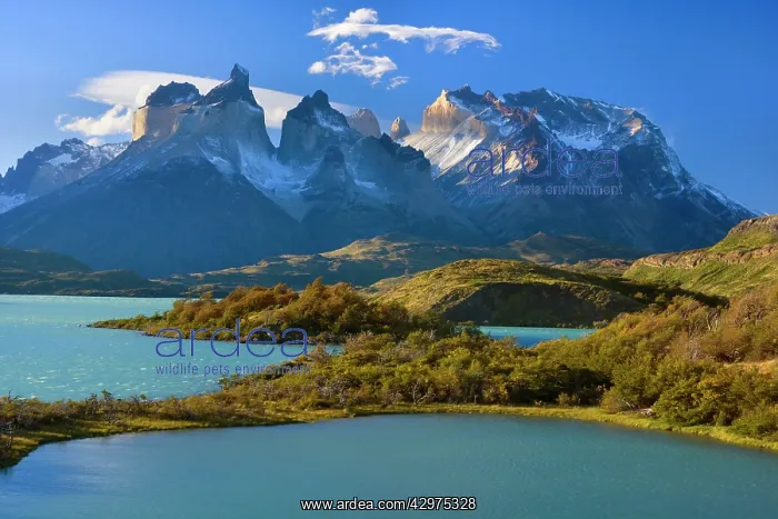 : Cuernos del Paine - mountain scenery encompassing : Cuernos del Paine - mountain scenery encompassing