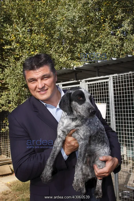 : David Douillet visiting A.S.P.C.A shelter of Plaisir : David Douillet visiting A.S.P.C.A shelter of Plaisir