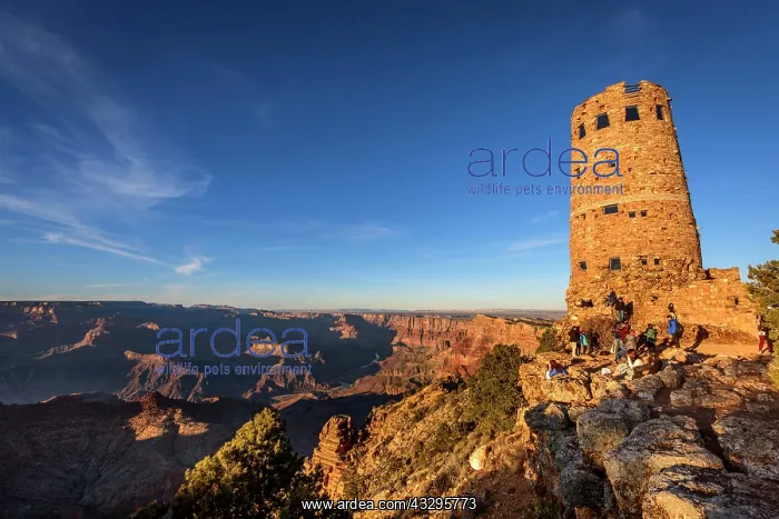 : Desert View Watchtower with Grand Canyon, South : Desert View Watchtower with Grand Canyon, South