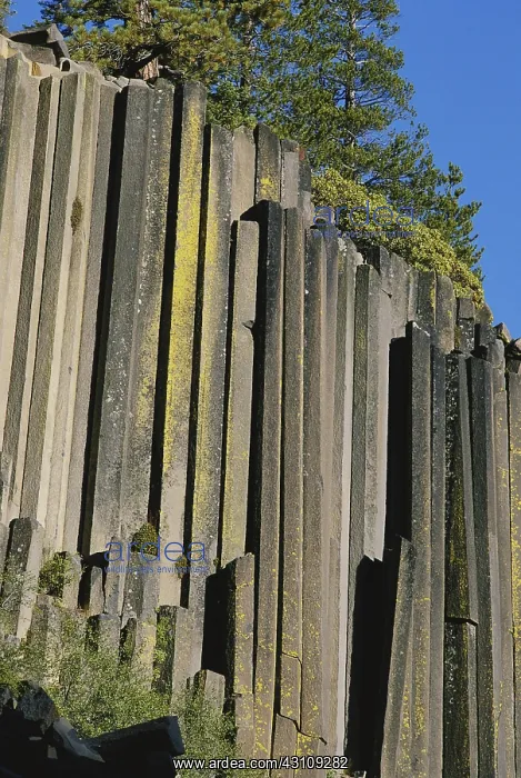 : Devils Postpile National Monument : Devils Postpile National Monument
