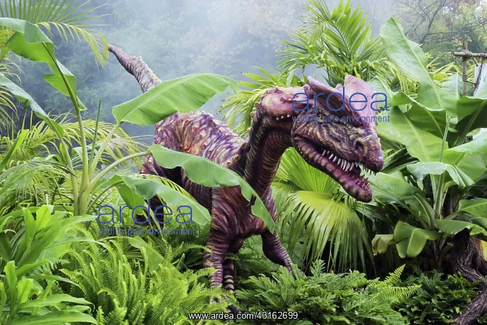 : Dilophosaurus : Dilophosaurus