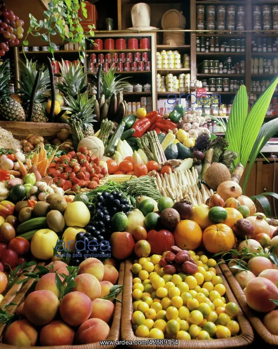 : Display of fruit of vegetables in Grocery Store : Display of fruit of vegetables in Grocery Store