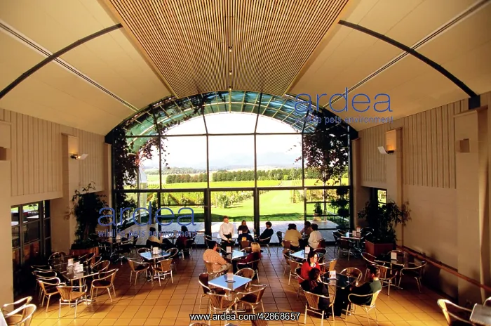 : Domaine Chandon Green Point Room Yarra Valley : Domaine Chandon Green Point Room Yarra Valley