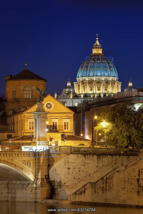 : Dome of St. Peter's Basilica at night. Designed : Dome of St. Peter's Basilica at night. Designed