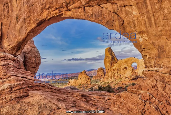 : Double Arch, Arches National Park, Utah : Double Arch, Arches National Park, Utah