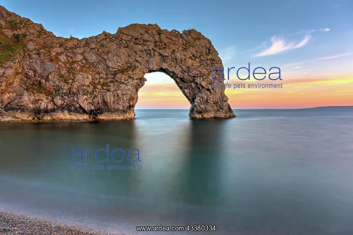 : The Durdle Door, part of the Jurassic Coast in s : The Durdle Door, part of the Jurassic Coast in s