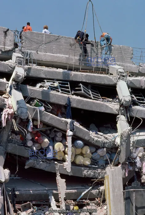 : Earthquake - pancaked building : Earthquake - pancaked building