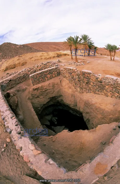  : Egypt - An ancient water well in Arabian desert