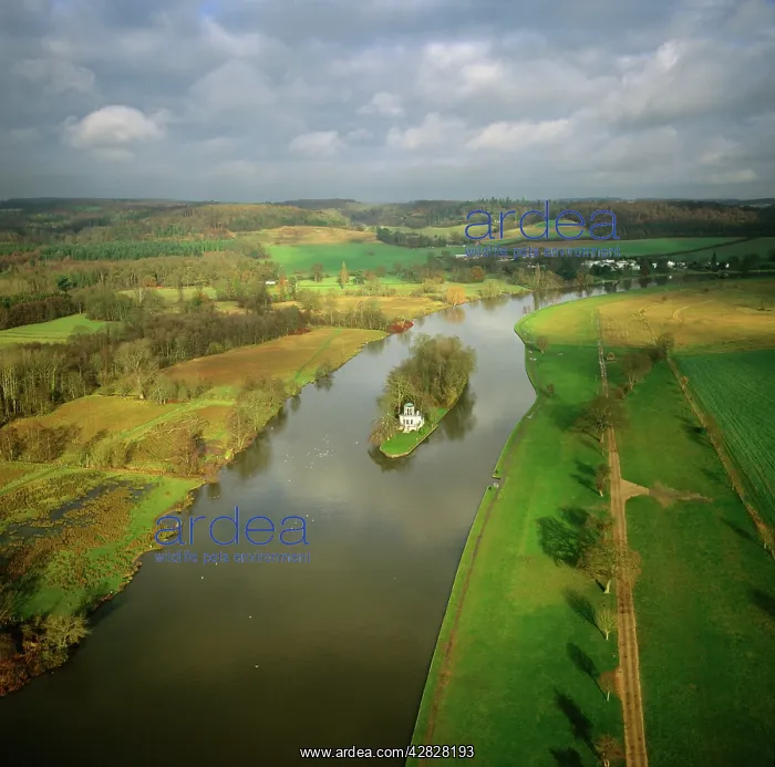 : England - Aerial view, Temple Island, 1.5 mile : England - Aerial view, Temple Island, 1.5 mile