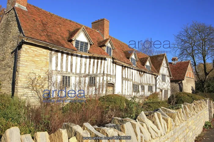 : English Cottage : English Cottage