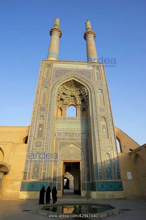  : Entrance of Jameh Mosque (Friday Mosque)