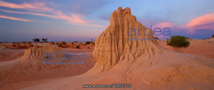 : Eroded pinnacle - amazingly shaped, eroded pinnacle : Eroded pinnacle - amazingly shaped, eroded pinnacle