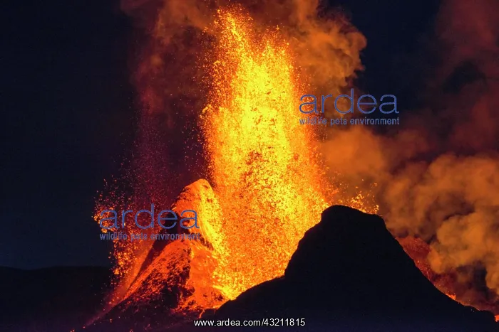 : Eruption in Geldingadalur, Fagradalsfjall, Reykjanes : Eruption in Geldingadalur, Fagradalsfjall, Reykjanes