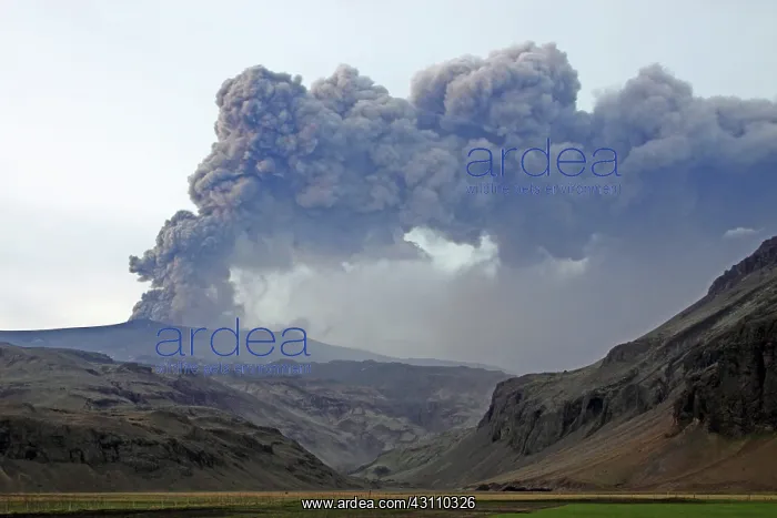 : Eyjafjallaj?? ?kull Ash Cloud, Iceland : Eyjafjallaj?? ?kull Ash Cloud, Iceland
