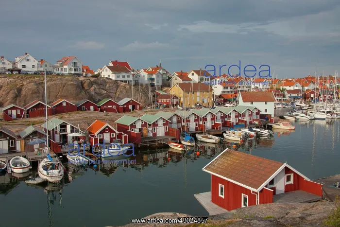 : Fishing huts Smoegen Colourful Traditional Fishing Huts : Fishing huts Smoegen Colourful Traditional Fishing Huts