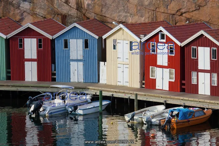 : Fishing huts Smoegen Colourful Traditional Fishing Huts : Fishing huts Smoegen Colourful Traditional Fishing Huts