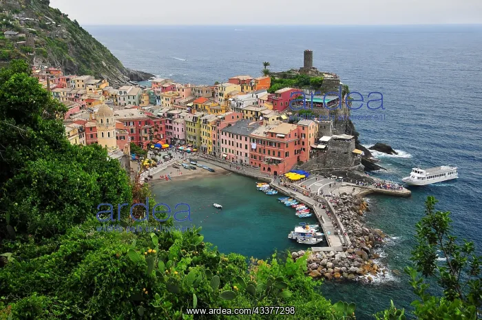 : Fishing village Vernazza, Cinque, Terre, Liguria : Fishing village Vernazza, Cinque, Terre, Liguria