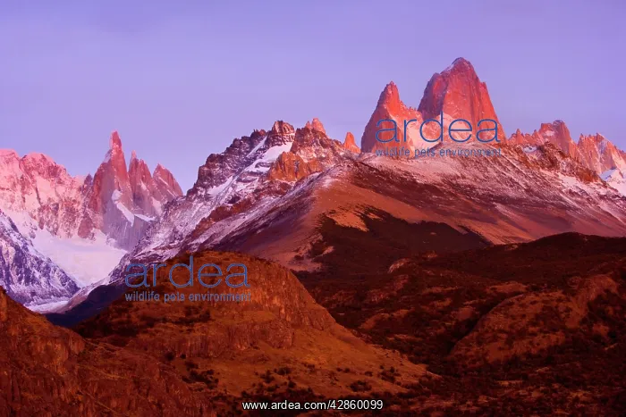 : Fitz Roy Massif - at sunrise - mountain scenery