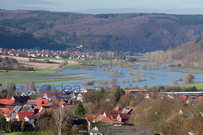 : Flooding of River Weser - due to sudden thaw weather : Flooding of River Weser - due to sudden thaw weather