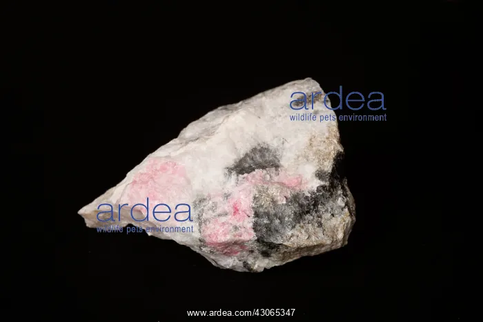 : Fluorescent Illimaussaq Complex : Fluorescent Illimaussaq Complex